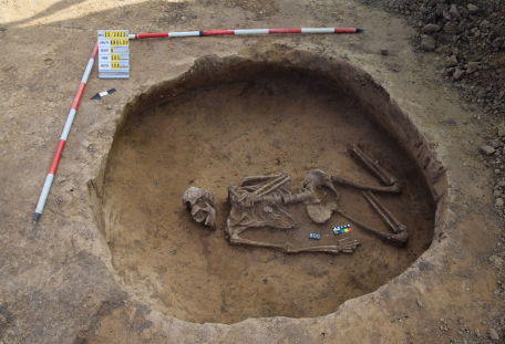 Pohledy do minulosti. Co vypráví země: Nejzajímavější objevy Archeologického centra Olomouc